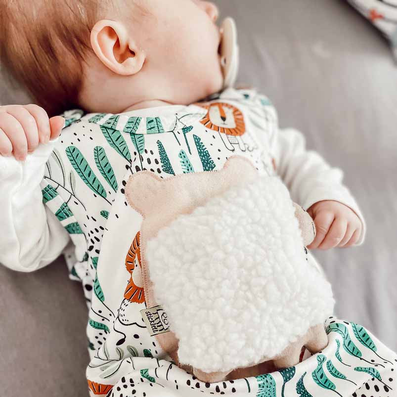Baby Strampler mit anklettbaren Wärmekissen