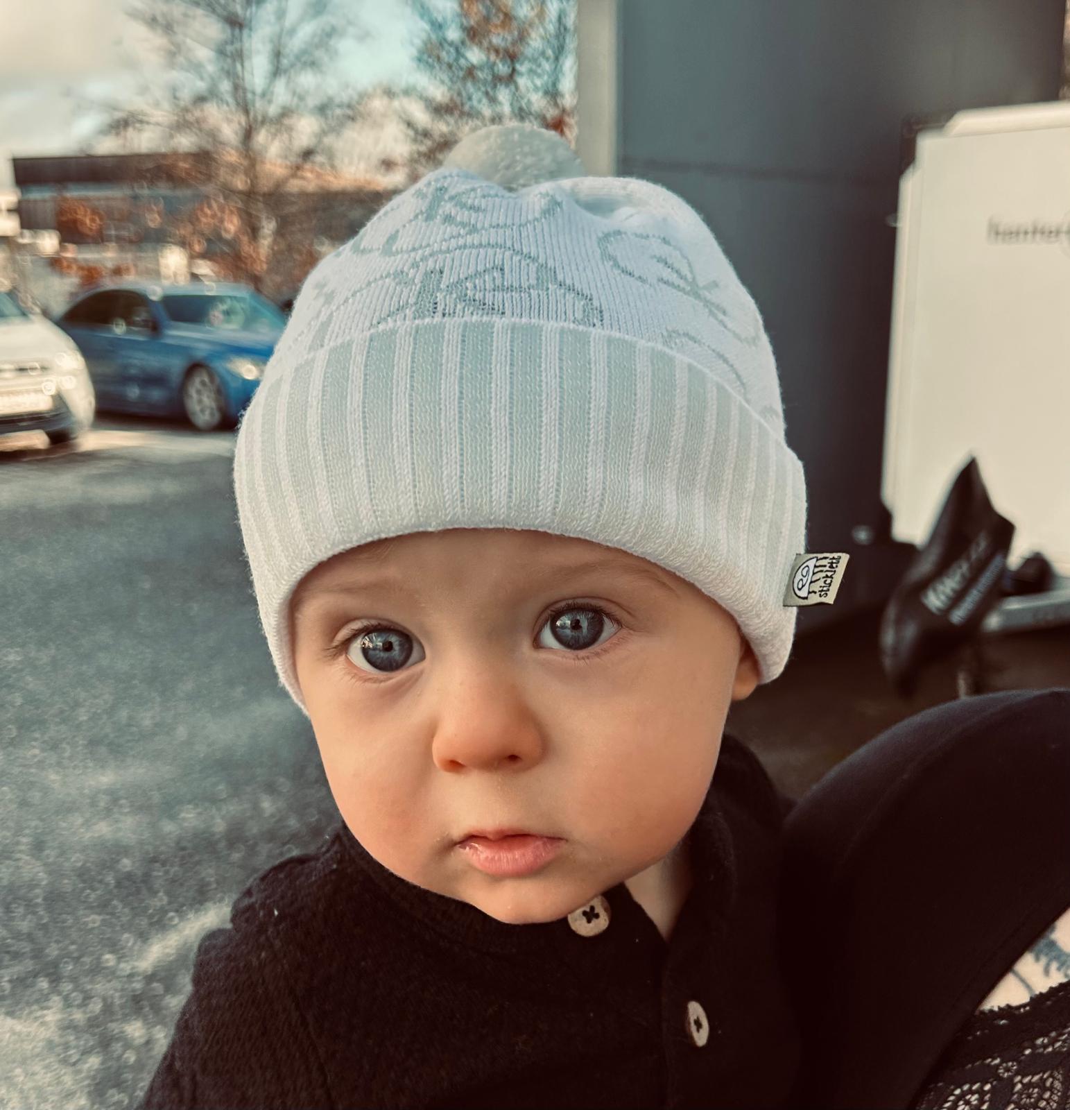 MagicSun Baby Hat with UV Color Change